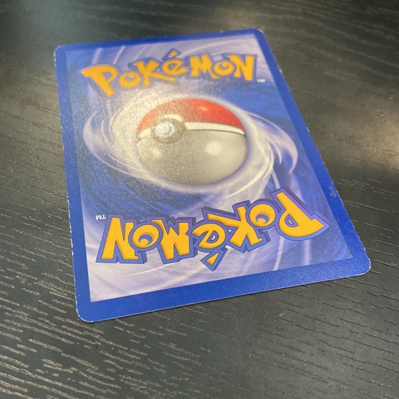 Koffing 51/102 Pokémon Card 1999 Base Set - Picture 7 of 8